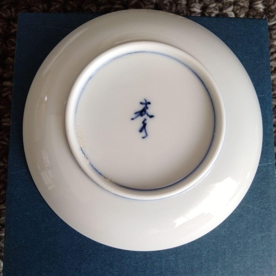 新品未使用【三川内焼唐子絵白磁皿3枚セット】日本を代表する陶磁器希少貴重在銘あり 新品未使用【三川内焼唐子絵白磁皿3枚セット】日本を代表